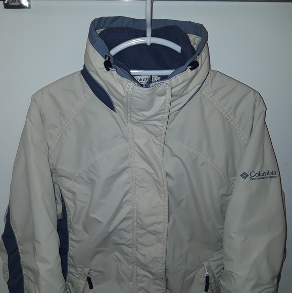 Women jacket - Picture 2 of 6